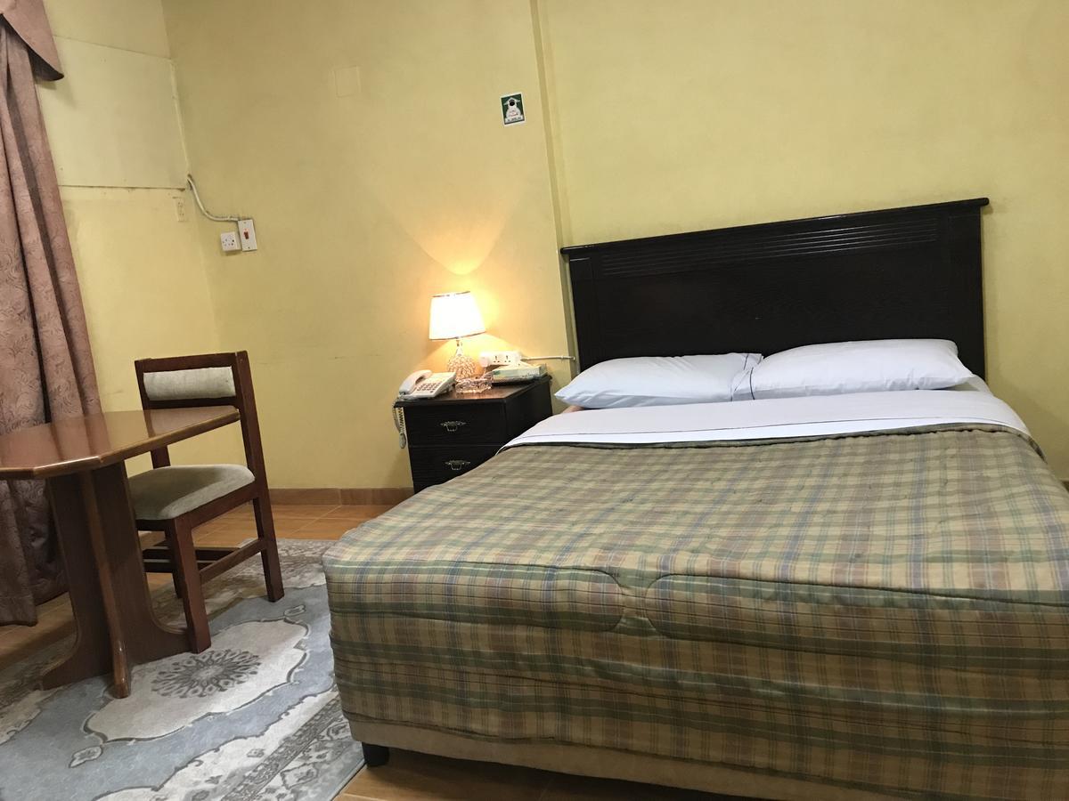 Al Musafer Hotel Riyadh Riade Exterior foto